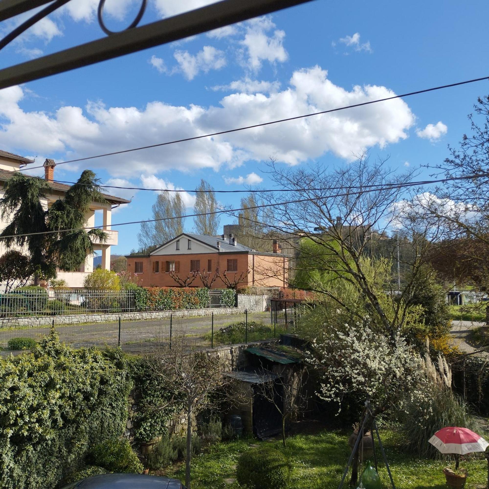 Casa Ugo Apartment Попи Екстериор снимка